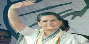 Sonia announces one more Committee on Telangana