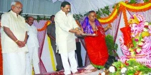CM offers pooja, greets people
