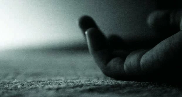 Two women among three commits suicide