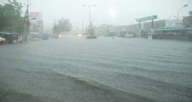 Rain fury kills 17 in Andhra Pradesh