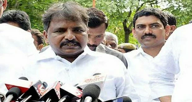 Sailajanath insists on voting on Telangana Bill