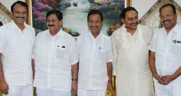 Ministers, leaders greets CM on New Year day