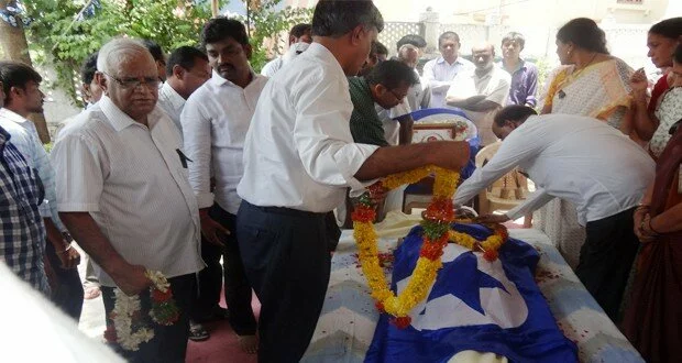 Loksatta pays tribute to Vijayender Reddy