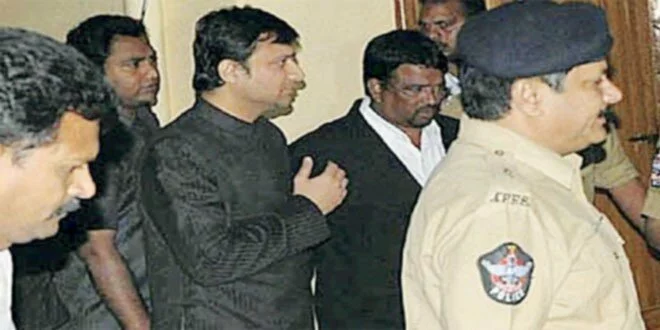 Akabaruddin Owaisi produced before Sangareddy Court