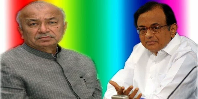 Court directs police to register case against Shinde, Chidambaram