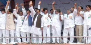 T-Congress leaders expect Telangana soon