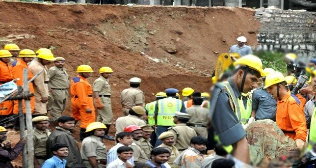 Six members of two families killed in wall collapse