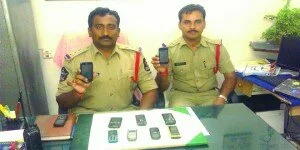 Juvenile boy arrested in theft case, recovered 8 cell phones