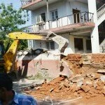 GHMC demolishes 24 structures for road widening