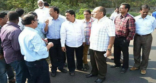 GHMC Commissioner inspects works in Chandrayangutta