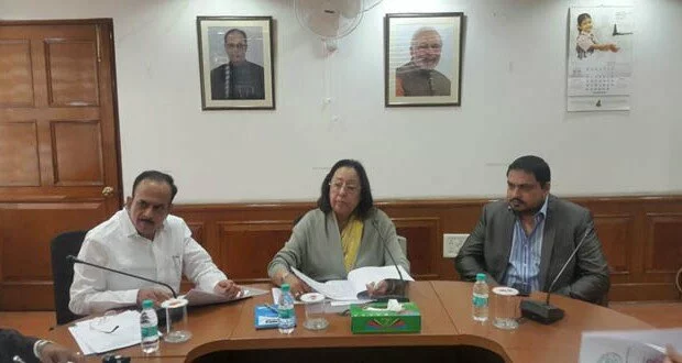 Najma Heptullah assures full cooperation to Telangana